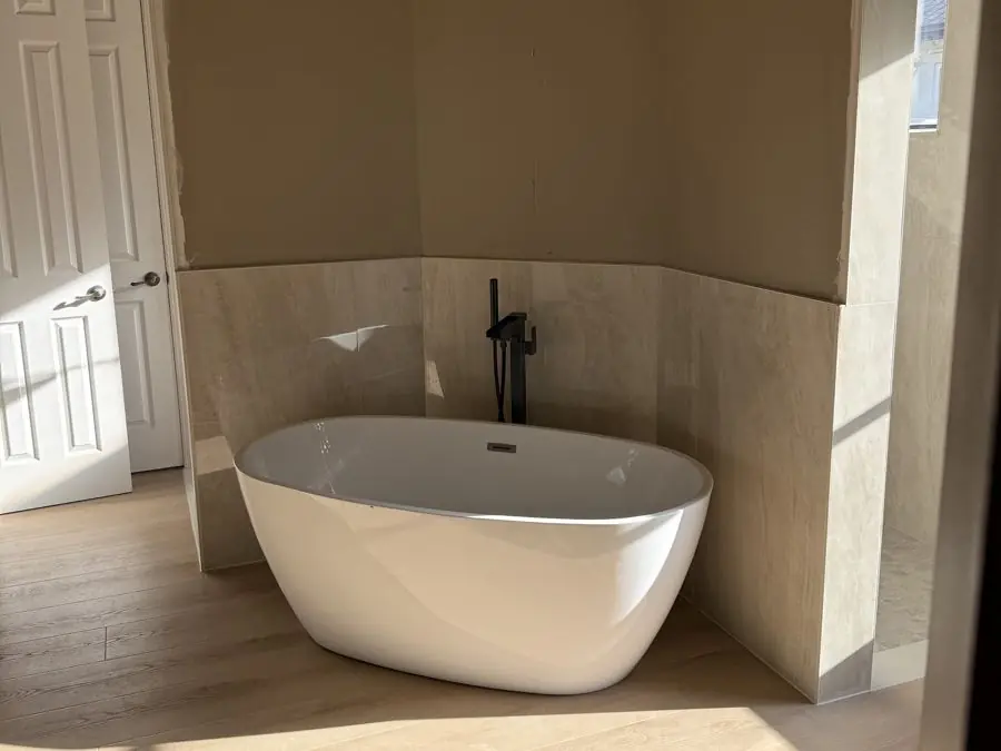 Primary bath, during construction, photo 2